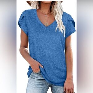 Blue V-Neck Women's Top. Like new. Great for spring and summer.
